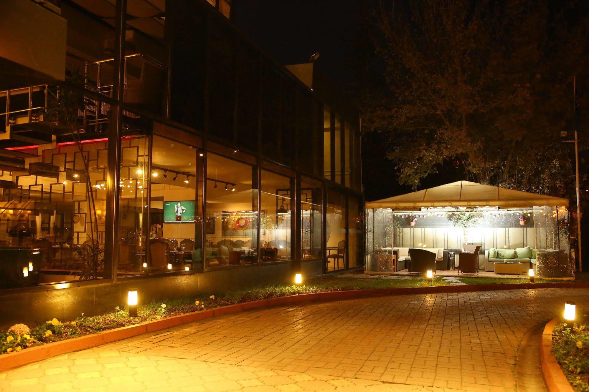 סאמסון North Point Hotel מראה חיצוני תמונה